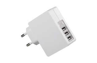 3-port wall charger UC301